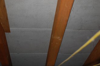 Unterdach aus Eternit